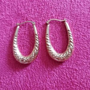 ⭐ 9kt Yellow Gold U Hoop Earrings EUC
